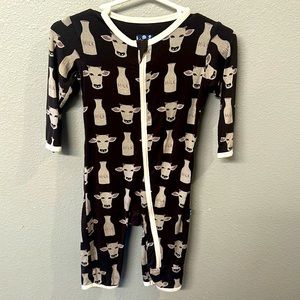 Kickee Pants Print Coverall with Zipper in ZebraTuscan Cow (0-3 Months)